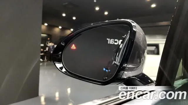 Genesis GV70 2021 — ფოტო 20/20