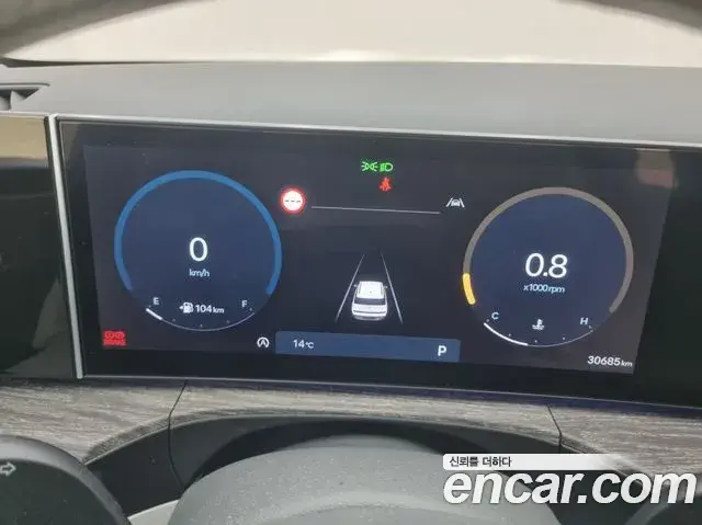 Hyundai Santa Fe 2024 — ფოტო 15/20