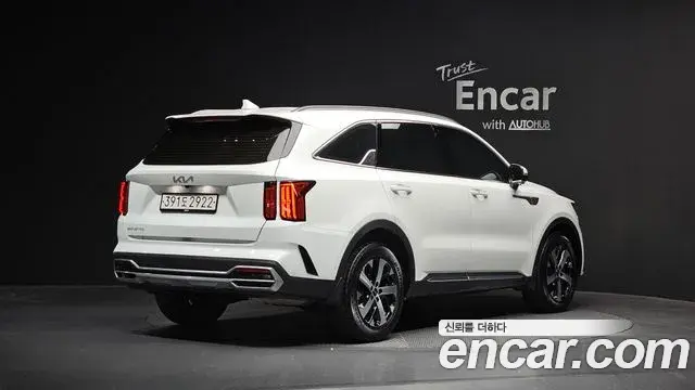 Kia Sorento 2022 — Фото 2/20
