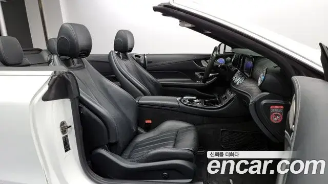 Mercedes-Benz E-Class 2018 — Şəkil 18/20