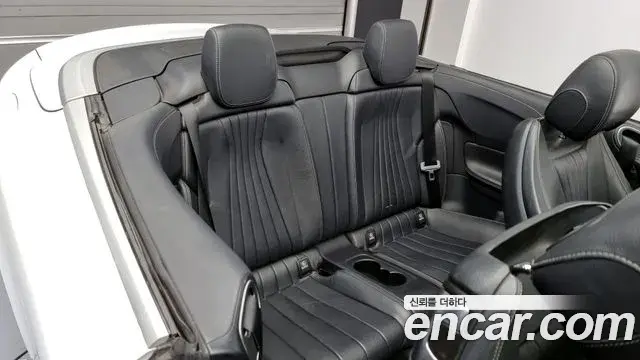 Mercedes-Benz E-Class 2018 — Şəkil 11/20