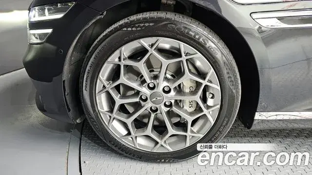 Genesis G80 2022 — ფოტო 10/20