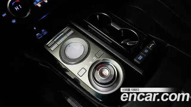 Genesis G80 2022 — ფოტო 17/20