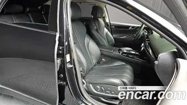 Genesis G80 2022 — ფოტო 16/20
