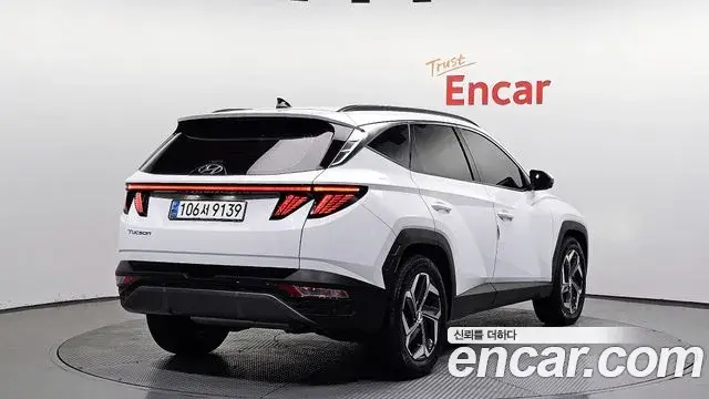 Hyundai Tucson Hybrid 2023 — Photo 20/20