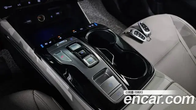 Hyundai Tucson Hybrid 2023 — Photo 18/20