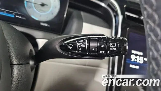 Hyundai Tucson Hybrid 2023 — Photo 10/20