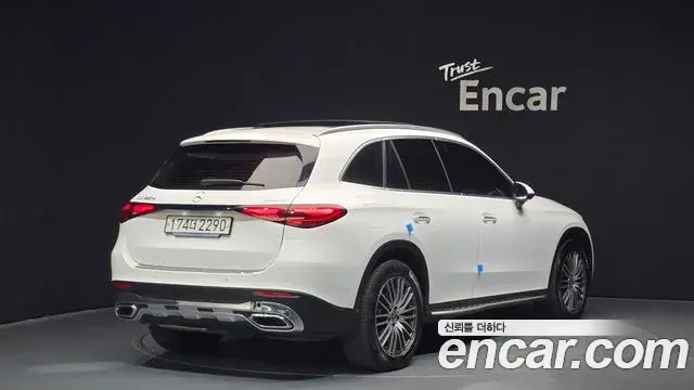 Mercedes-Benz GLC-Class 2023 — ფოტო 7/20
