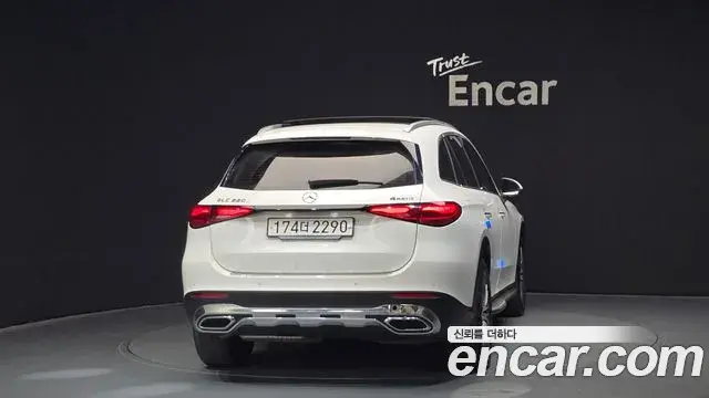 Mercedes-Benz GLC-Class 2023 — ფოტო 16/20