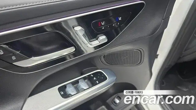 Mercedes-Benz GLC-Class 2023 — ფოტო 3/20