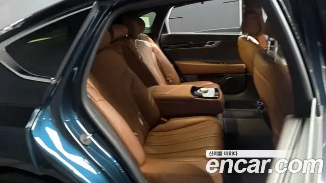 Genesis G80 2023 — Photo 7/20