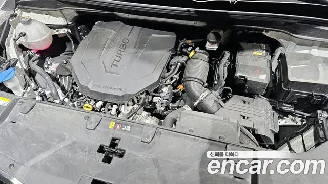 Kia Carnival 2023 — Photo 6/20