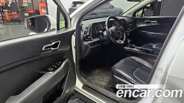 Kia Sportage 2022 — ფოტო 1/20