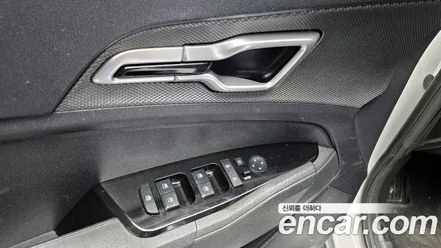 Kia Sportage 2022 — ფოტო 3/20