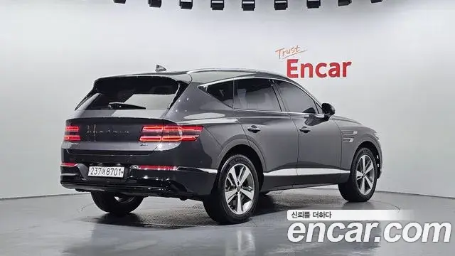 Genesis GV80 2020 — ფოტო 7/20