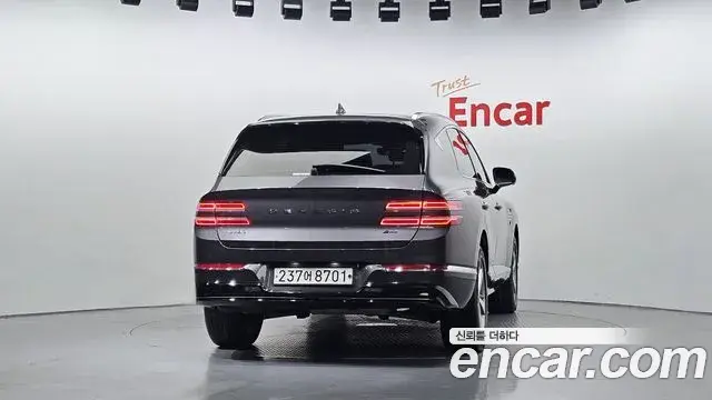 Genesis GV80 2020 — ფოტო 9/20