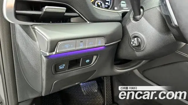Genesis GV80 2020 — ფოტო 14/20
