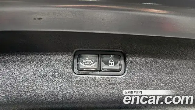 Genesis GV80 2020 — ფოტო 8/20