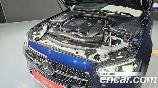 Mercedes-Benz E-Class 2020 — Фото 6/20
