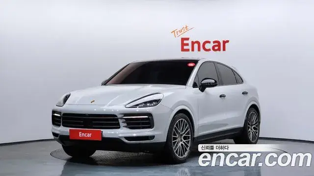 Porsche Cayenne 2022 — Photo 19/20