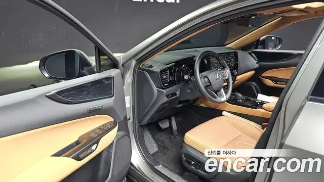 Lexus NX350h 2024 — Photo 20/20