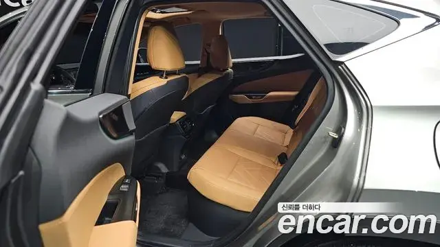 Lexus NX350h 2024 — Photo 11/20