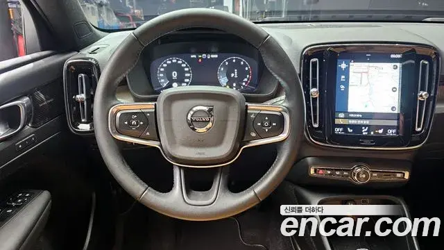 Volvo XC40 2020 — Şəkil 3/20