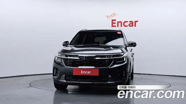 Kia Seltos 2023 — Şəkil 11/20