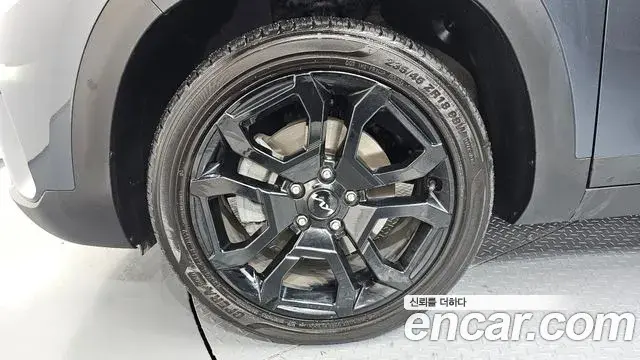 Kia Seltos 2023 — Şəkil 5/20