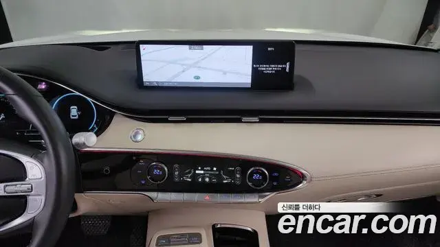 Genesis GV70 2023 — ფოტო 19/20