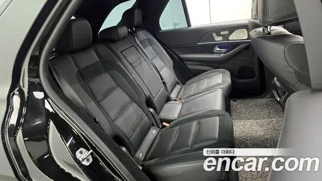 Mercedes-Benz GLE-Class 2022 — Şəkil 18/20