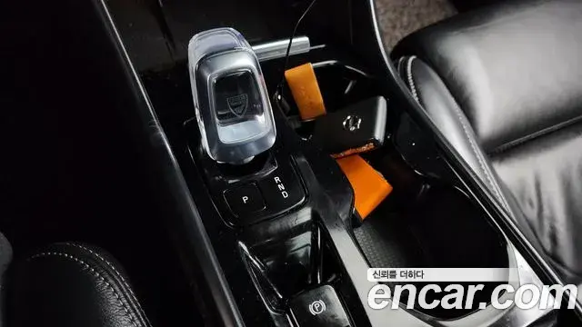 Volvo XC40 2023 — Şəkil 17/20