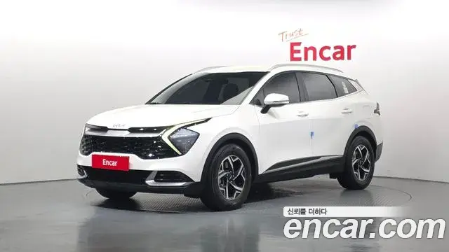 Kia Sportage 2022 — Фото 1/20