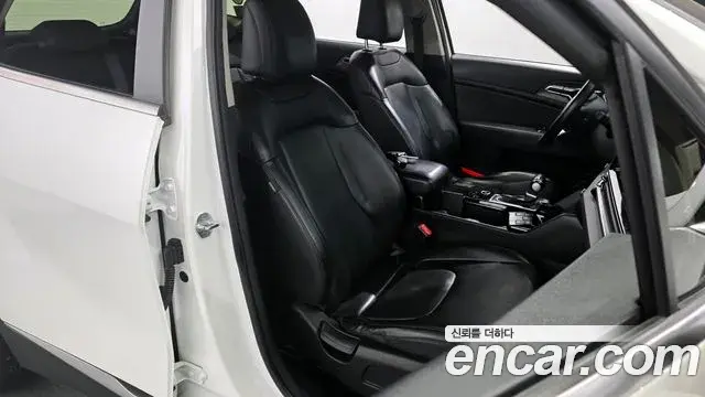 Kia Sportage 2022 — Фото 12/20