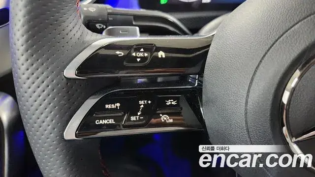 Mercedes-Benz CLA-Class 2025 — Photo 11/20