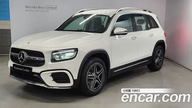 Mercedes-Benz GLB-Class 2025 — ფოტო 8/18