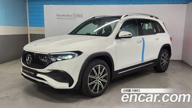 Mercedes-Benz EQB 2025 — Photo 8/19