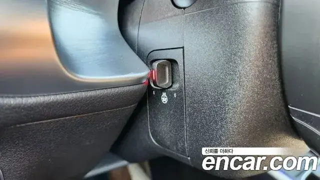 Mercedes-Benz EQB 2025 — Photo 14/19