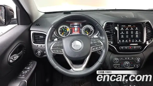 Jeep Cherokee 2021 — Photo 4/20