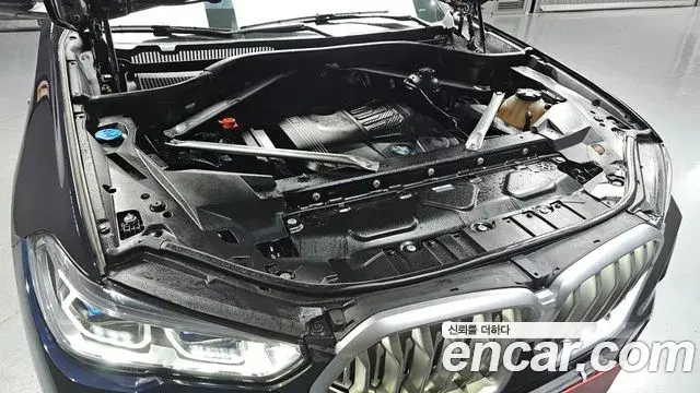 BMW X6 2023 — Photo 2/20