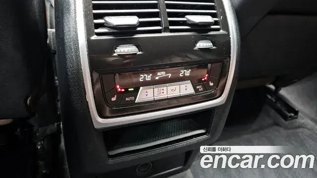 BMW X6 2023 — Photo 12/20