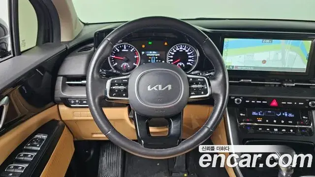 Kia Carnival 2022 — ფოტო 3/20