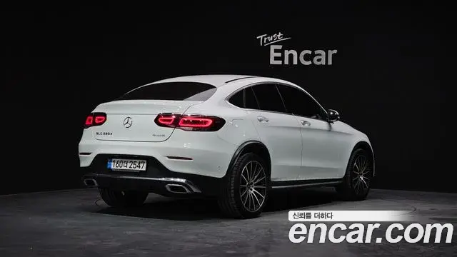 Mercedes-Benz GLC-Class 2020 — Şəkil 19/20