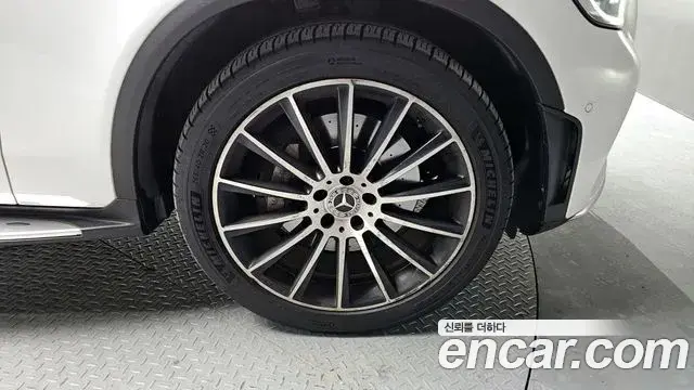 Mercedes-Benz GLC-Class 2020 — Şəkil 17/20