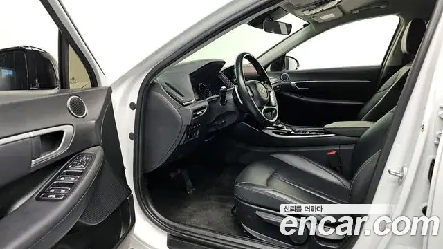 Hyundai Sonata Hybrid 2022 — Şəkil 12/20