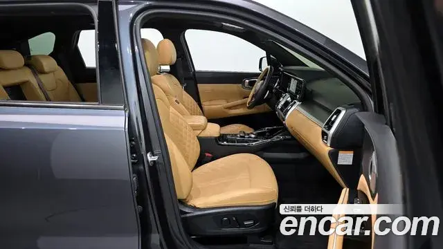 Kia Sorento 2021 — Photo 5/20