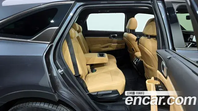 Kia Sorento 2021 — Photo 8/20
