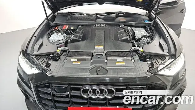 Audi Q8 2023 — ფოტო 18/29