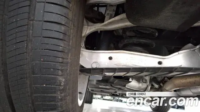 Audi Q8 2023 — ფოტო 15/29
