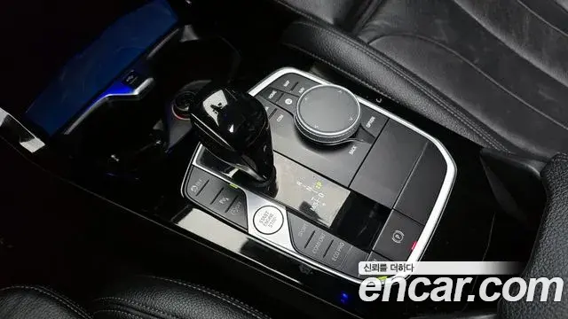 BMW 1 Series 2022 — ფოტო 3/20